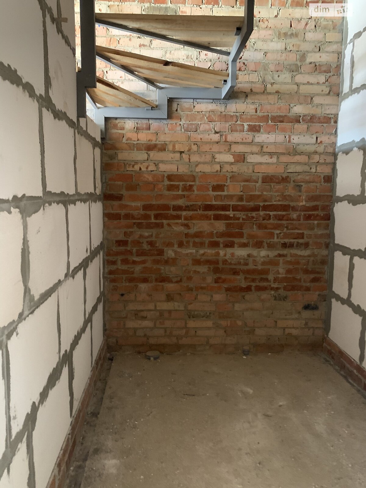 Обʼєкт нерухомості: 4 КІМ. ТАУНХАУС, ПЛОЩА - 115 м², ЦІНА - 67 000 $
, вул. Мирна — HUBTRUST, Вінниця