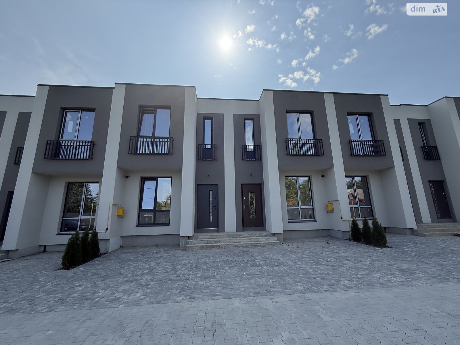 Обʼєкт нерухомості: 2 КІМ. ТАУНХАУС, ПЛОЩА - 75 м², ЦІНА - 88 000 $
, вул. Лесі Українки — HUBTRUST, Вінниця