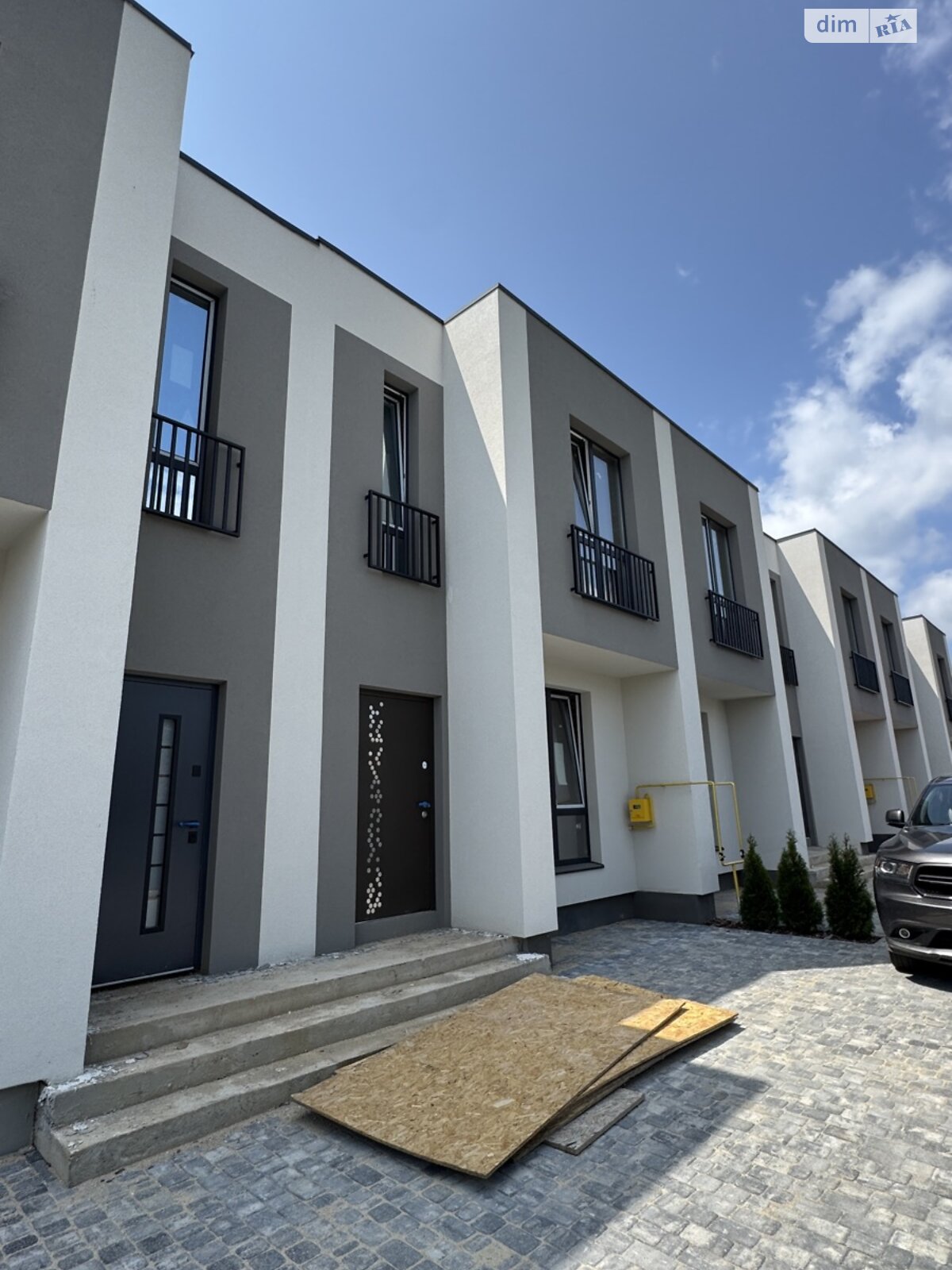 Обʼєкт нерухомості: 2 КІМ. ТАУНХАУС, ПЛОЩА - 73 м², ЦІНА - 55 000 $
, вул. Лесі Українки — HUBTRUST, Вінниця