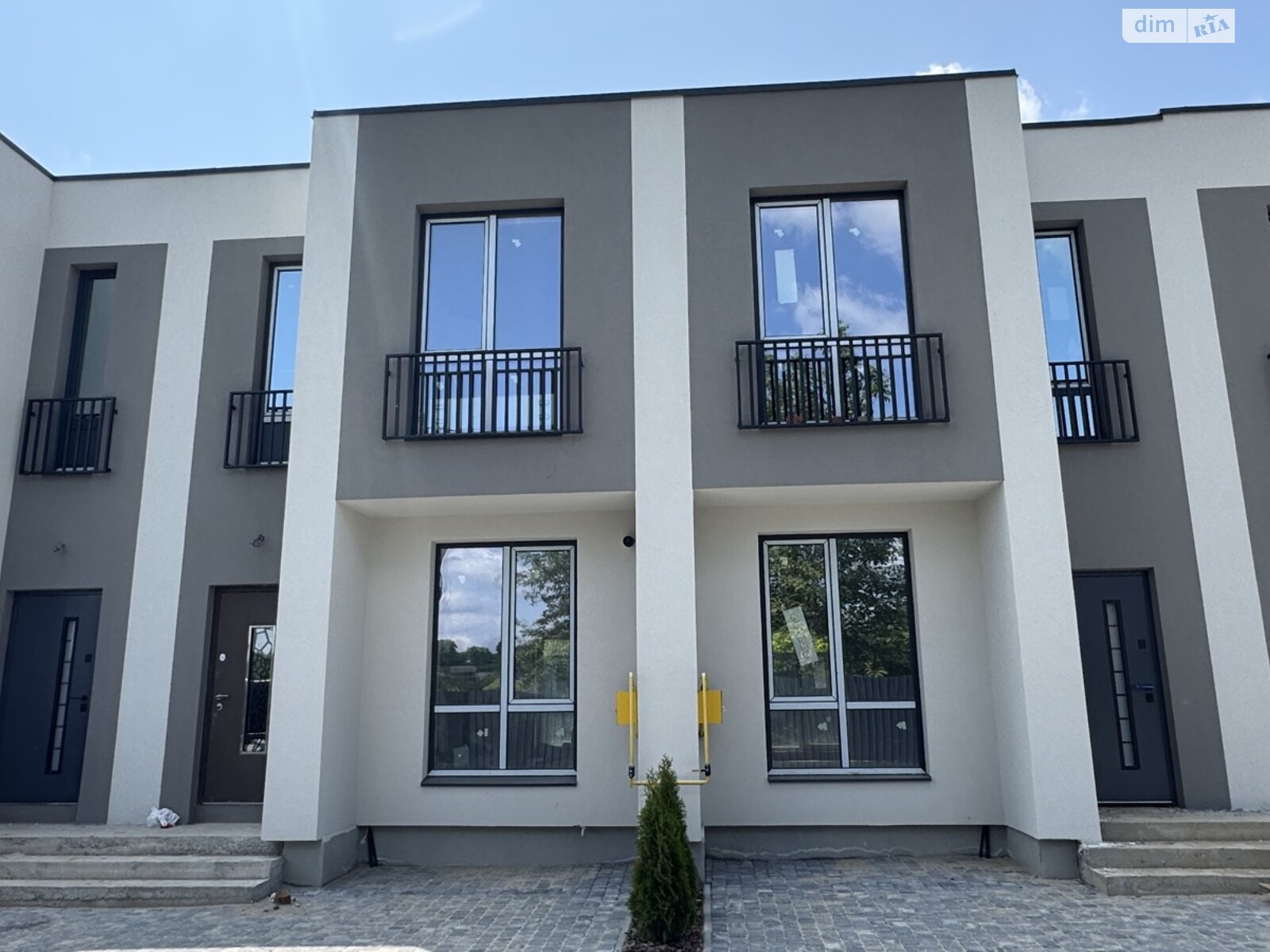 Обʼєкт нерухомості: 2 КІМ. ТАУНХАУС, ПЛОЩА - 73 м², ЦІНА - 55 000 $
, вул. Лесі Українки — HUBTRUST, Вінниця