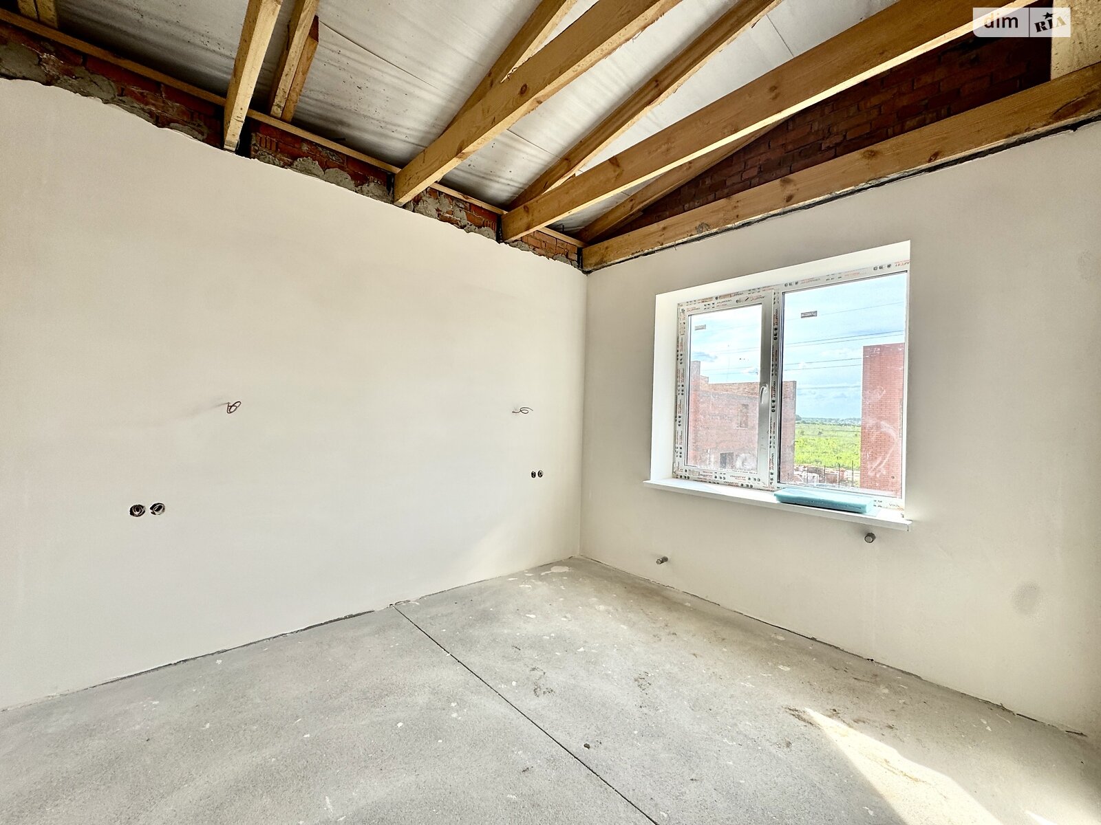 Обʼєкт нерухомості: 2 КІМ. ТАУНХАУС, ПЛОЩА - 72 м², ЦІНА - 53 000 $
, вулиця Мелодійна — HUBTRUST, Вінниця