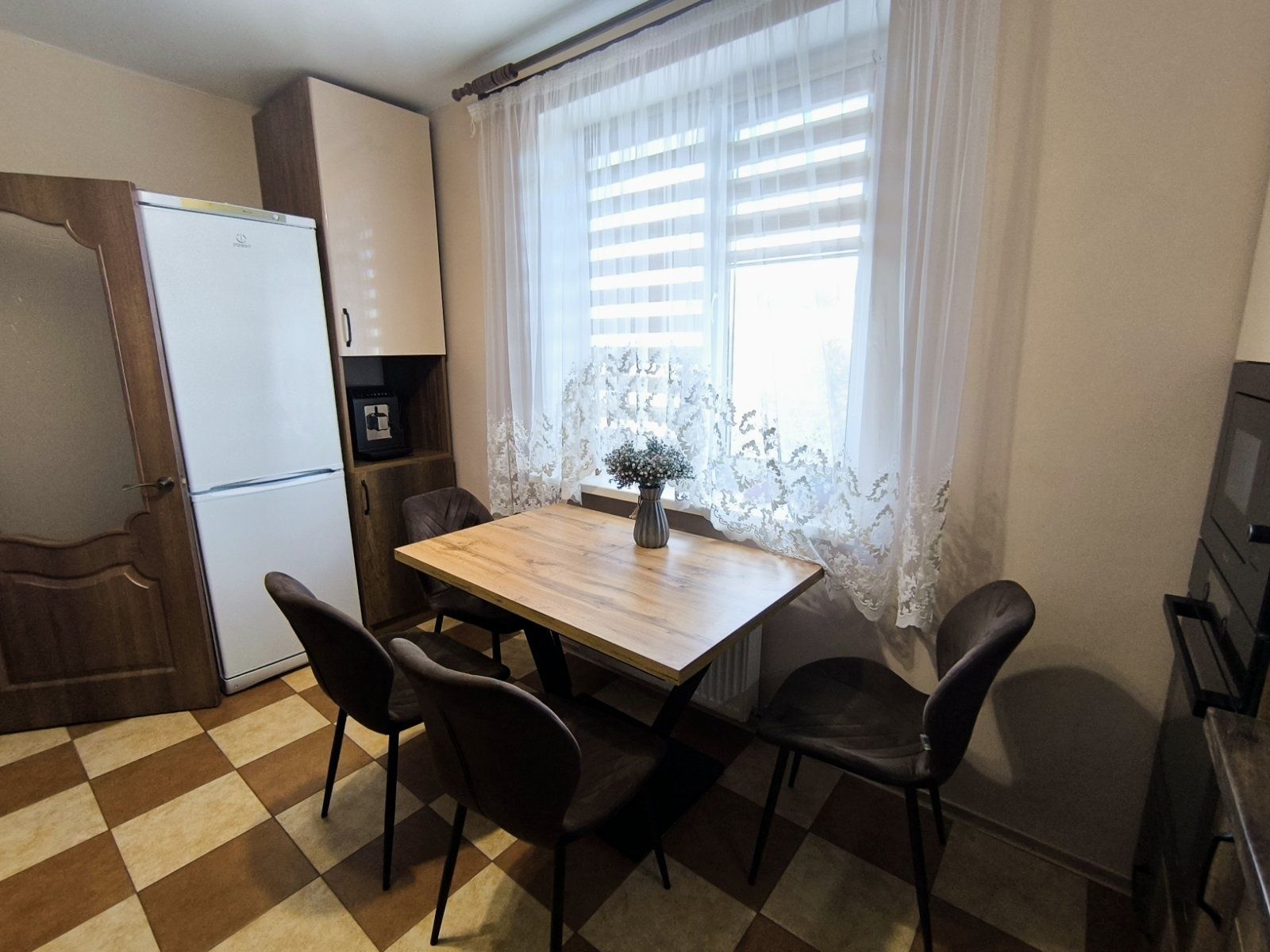 Обʼєкт нерухомості: 3 КІМ. БУДИНОК, ПЛОЩА - 80 м², ЦІНА - 84 500 $
, Староміський — HUBTRUST, Вінниця