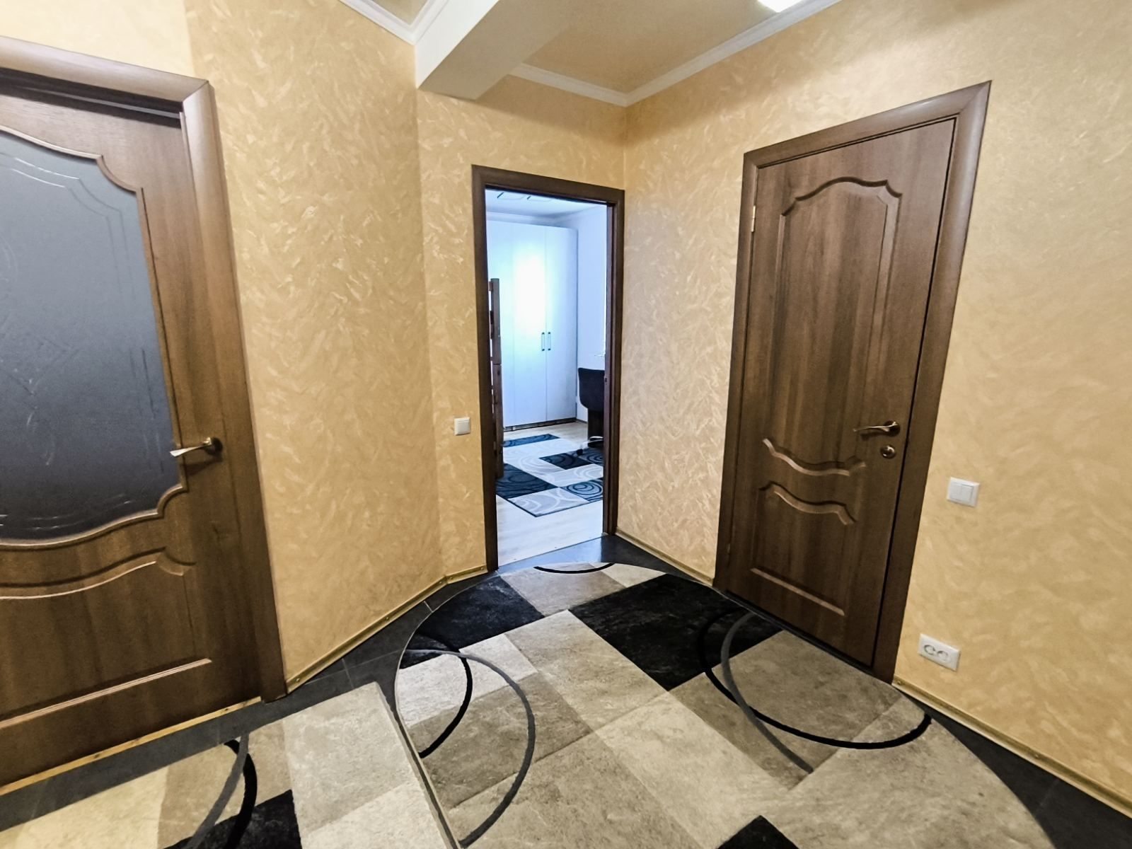 Обʼєкт нерухомості: 3 КІМ. БУДИНОК, ПЛОЩА - 80 м², ЦІНА - 84 500 $
, Староміський — HUBTRUST, Вінниця